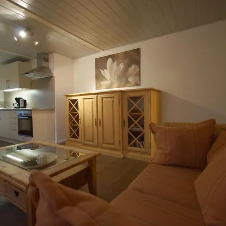 Апартаменты Ferienhaus Alte Schmiede
