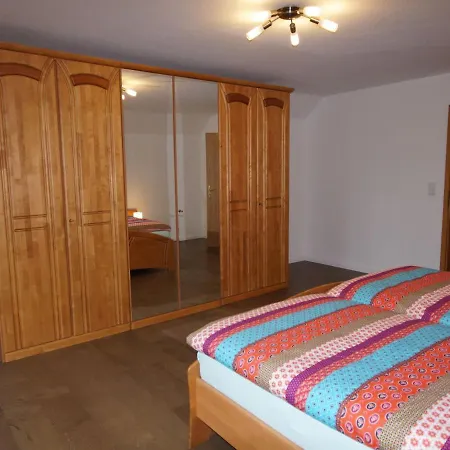 Ferienhaus Alte Schmiede Апартаменты *